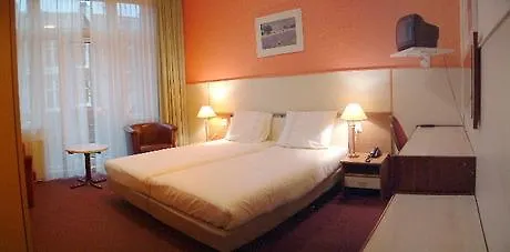 Aadam Wilhelmina Hotel 3*