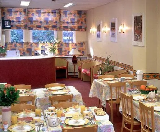 Aadam Wilhelmina Hotel 3*