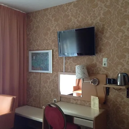 Hotel Aadam Wilhelmina 3*