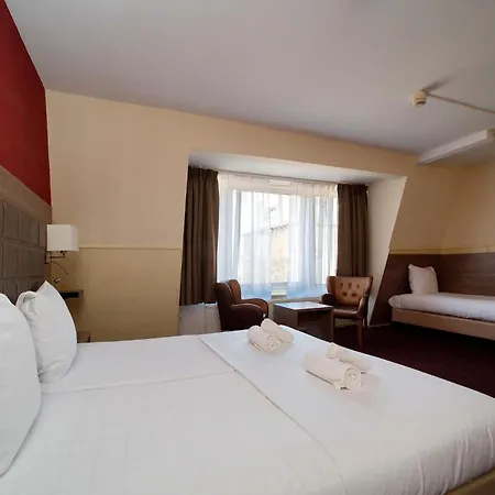 Hotel Aadam Wilhelmina 3*