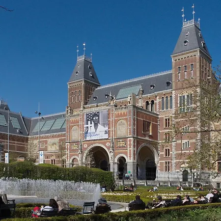 Hotel Aadam Wilhelmina 3*