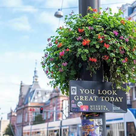 Aadam Wilhelmina Amsterdam
