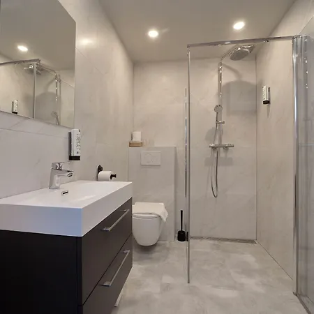 Aadam Wilhelmina Hotel