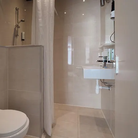 Hotel Aadam Wilhelmina