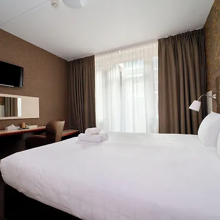 Hotel Aadam Wilhelmina 3*