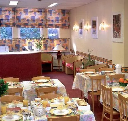 Aadam Wilhelmina Hotel 3*