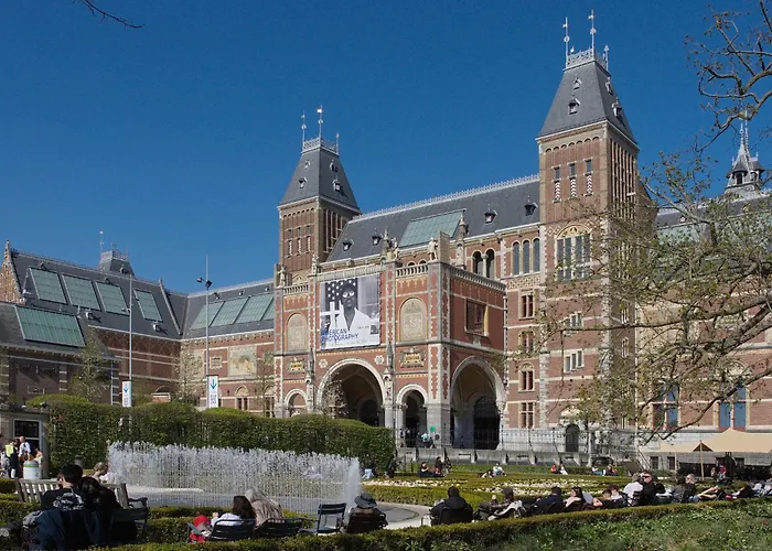 Otel Aadam Wilhelmina 3*