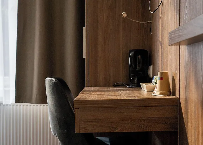 Otel Aadam Wilhelmina 3*