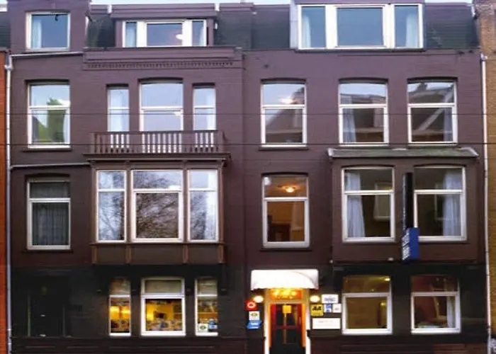 Aadam Wilhelmina Amsterdam