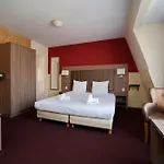 Aadam Wilhelmina Hotel